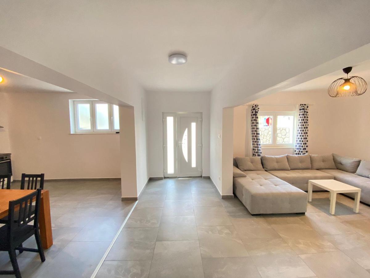 Krasa Escape Apartment Novi Vinodolski Exterior foto